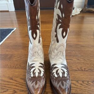Circle G Tan and Cream Cowboy Boots